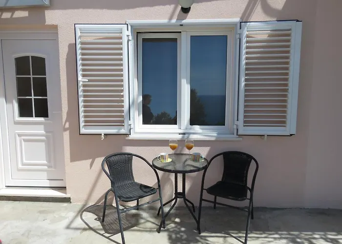 Nevera Apartment