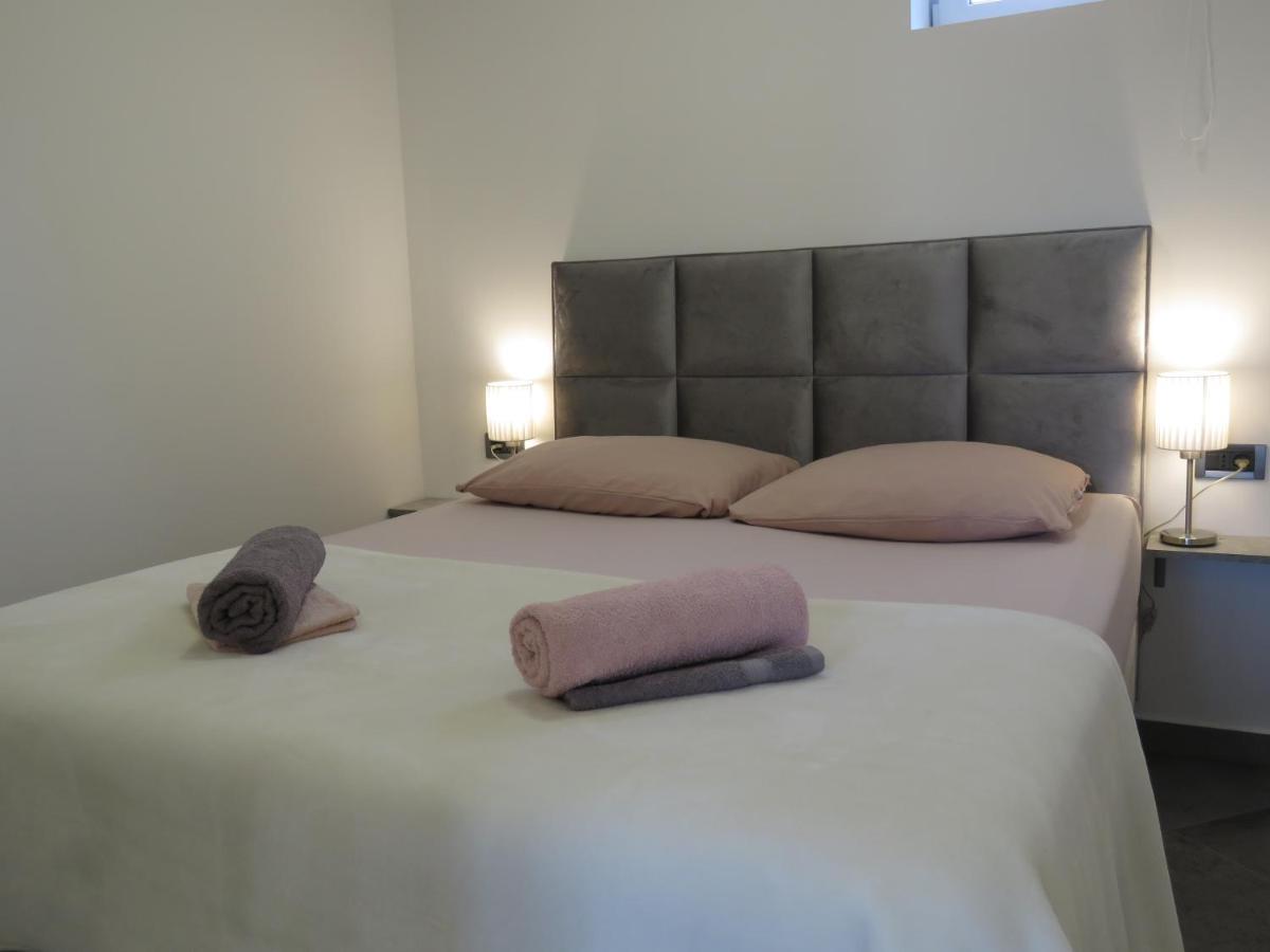 Apartment Nevera *